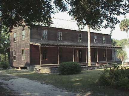 floridatraveler koreshan art hall1