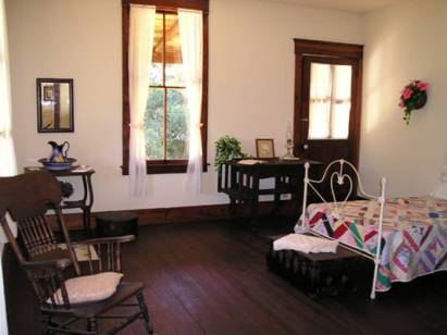 floridatraveler koreshan cottage1