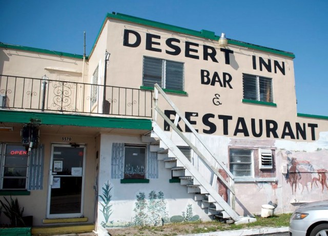 floridatravelerDESERTINN