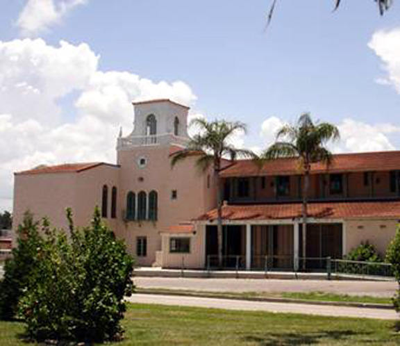 floridatravelernewport-HACIENDA HOTEL