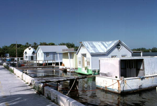floridatraveler HOUSEBOAT ROW roosvelt key west