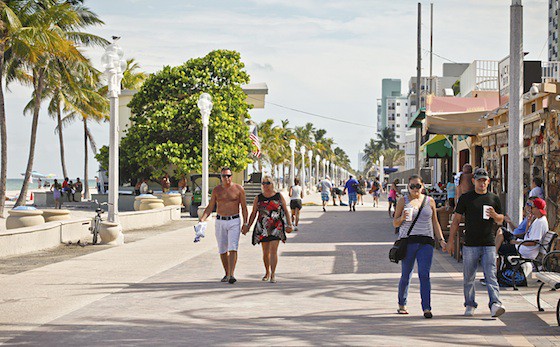 floridatraveler hollywood broadwalk