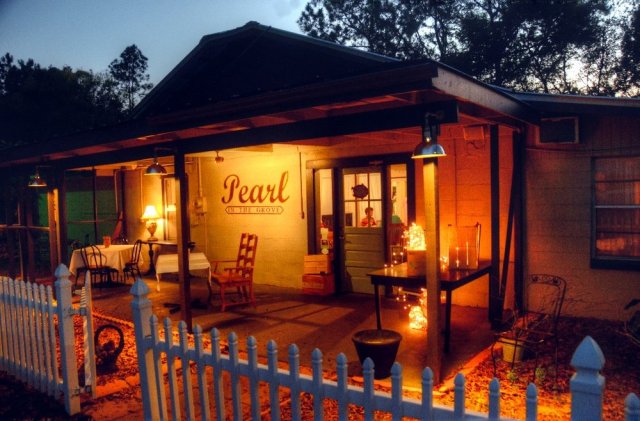 floridatraveler pearl in the grove dade city