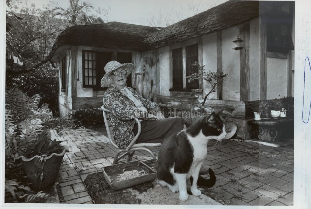 FLORIDATRAVELEr house of DOUGLAS_MARJORY_STONEMAN 1980s