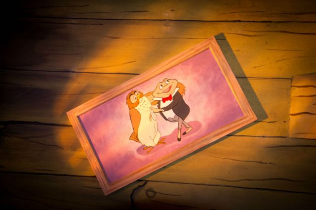 floridatraveler Mr_-Toad-handing-deed-to-Owl