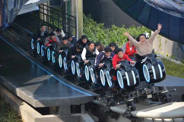 floridatraveler TRON in asia disney pk