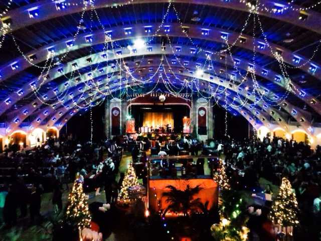 FLORIDATRAVELER coliseum ballroom at xmas