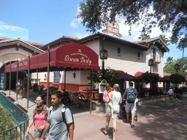 Floridatraveler FLORIDA BROWN DERBY LOUNGE